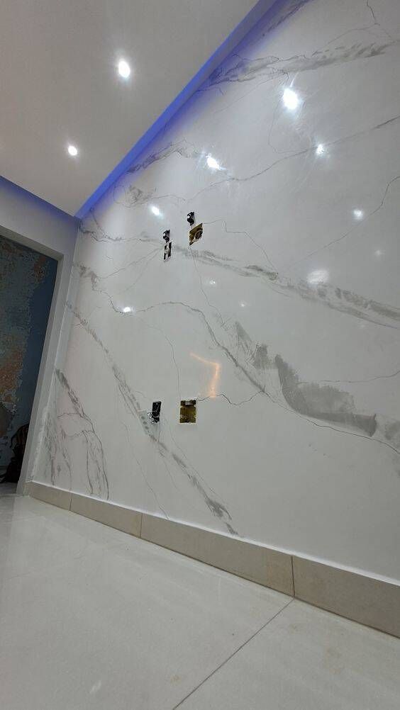 Parede gesso com efeito mármore.