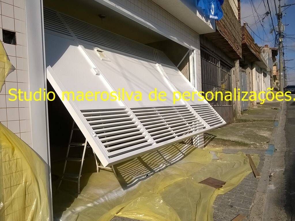 Re pintura de portão residencia.