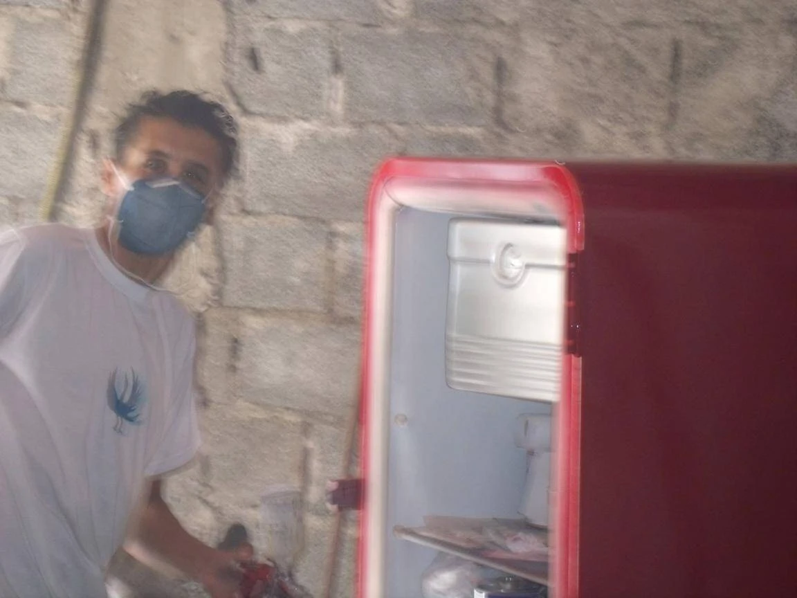 Maerosilva realizando restauração.