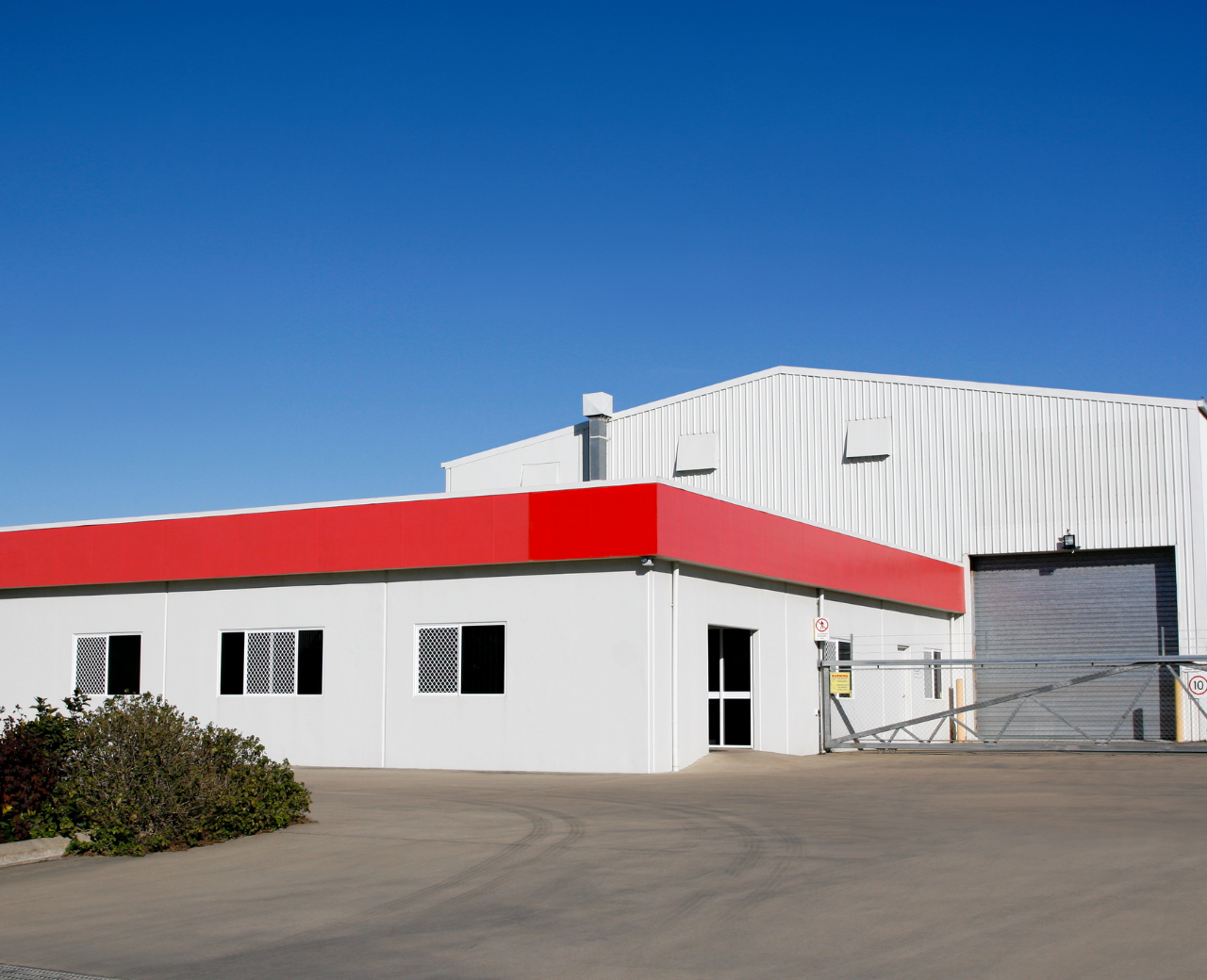 Pinturas Internas e Externas para Indústrias - Foto 1