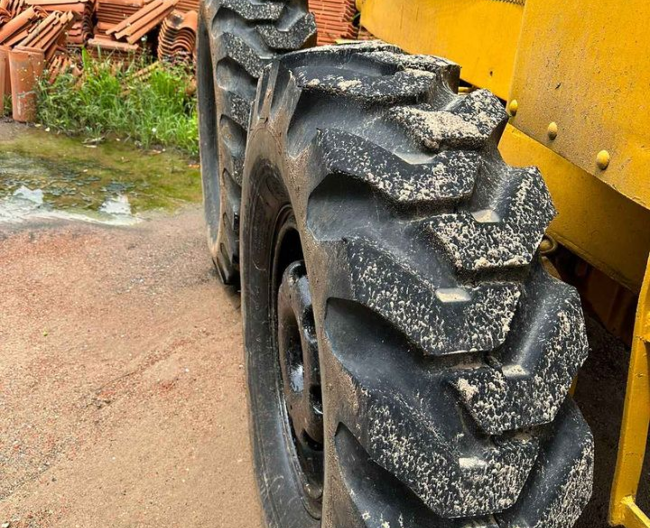 Pintura de Tratores - Foto 2