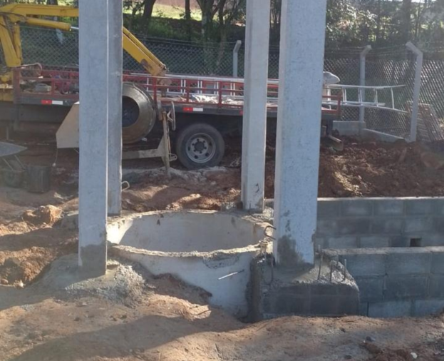 Estrutura para Caixa de Água - Foto 1