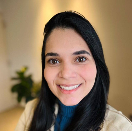 Karla Monique Frota Siqueira Sarquis