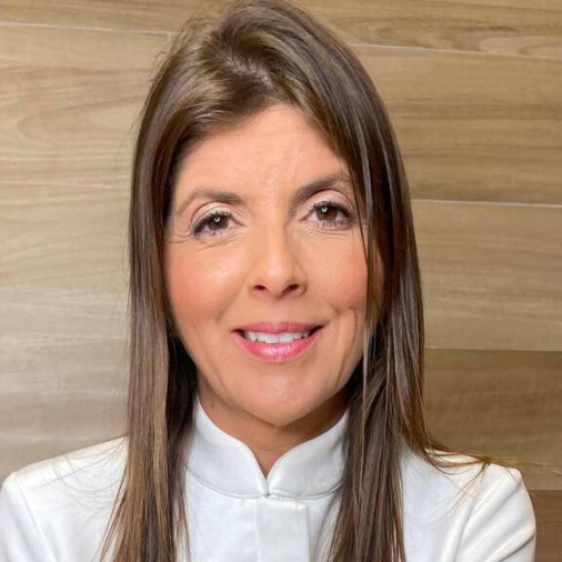 Sandra Lira Bastos de Magalhães.