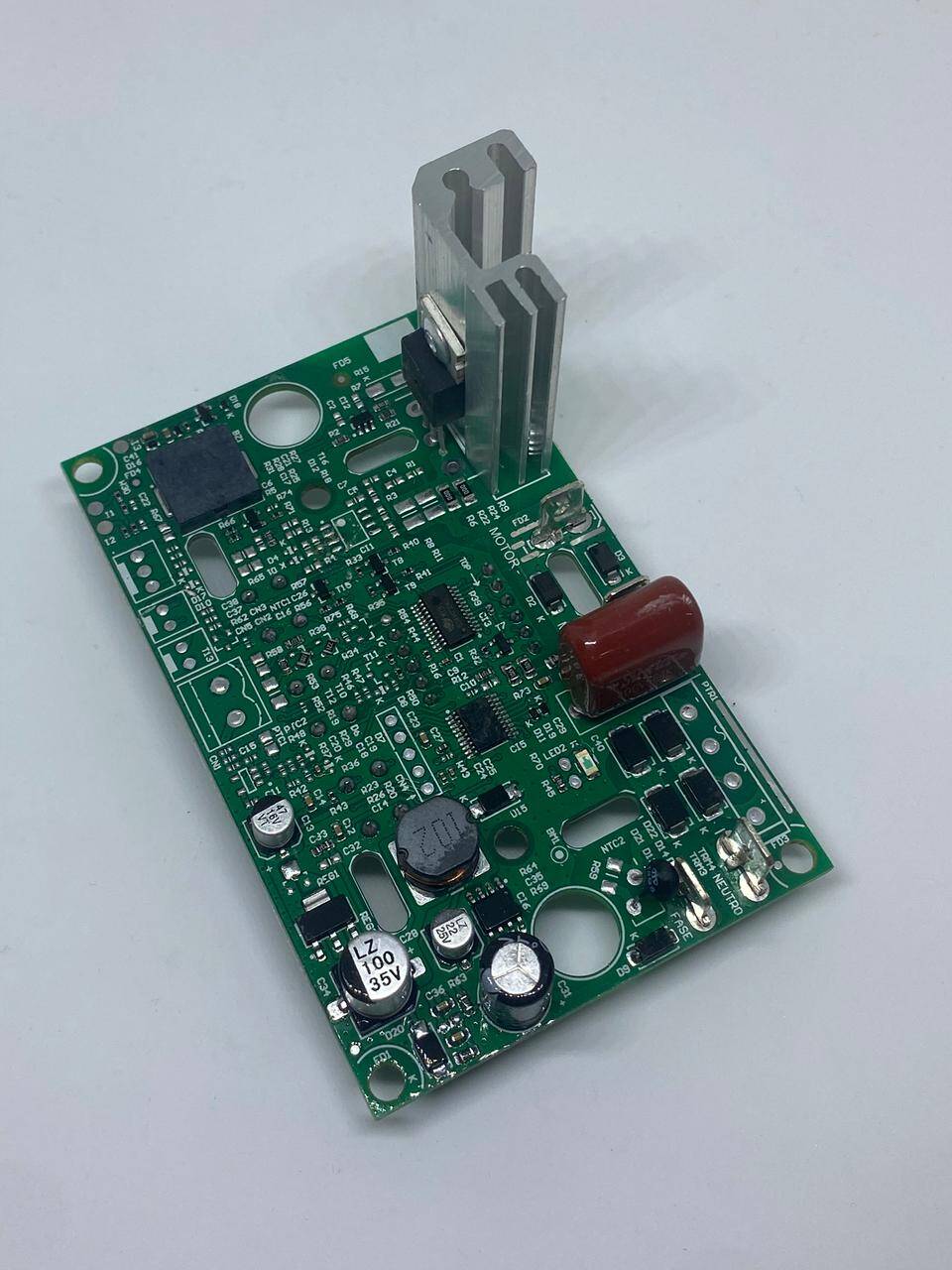 Controlador veloc. dig. motor 60W 150VCC - Foto 2