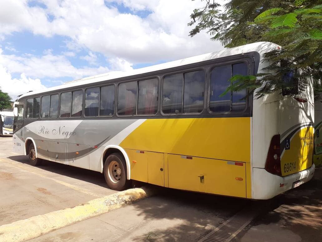 Mercedes Benz OF-1721. MARCOPOLO IDEALE COM AR!!! - Foto 4