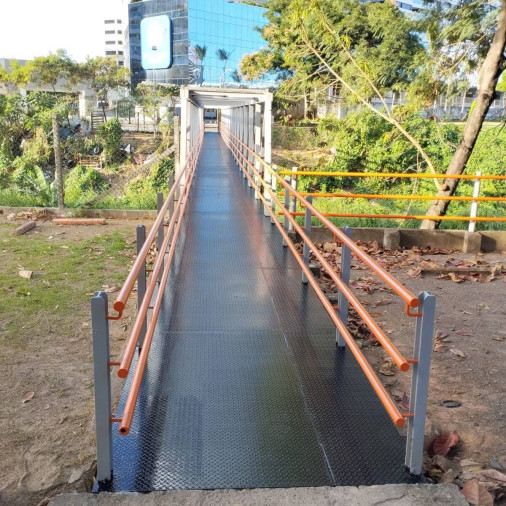 Fabricação e Manutenção de Pontes e Passarelas - Foto 1