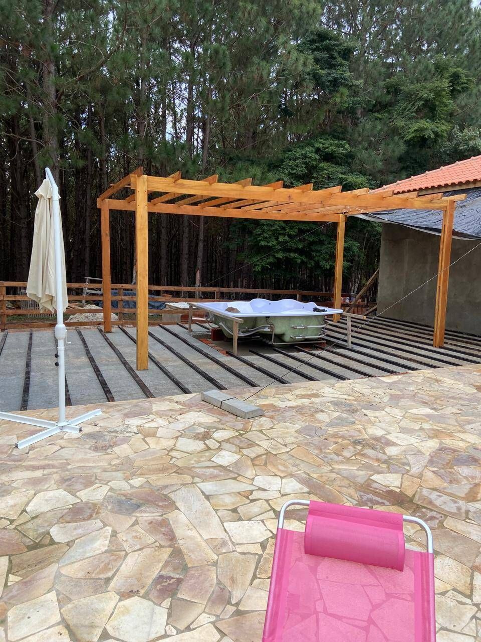 Montagem e Instalação de Decks e Pergolados - Foto 8