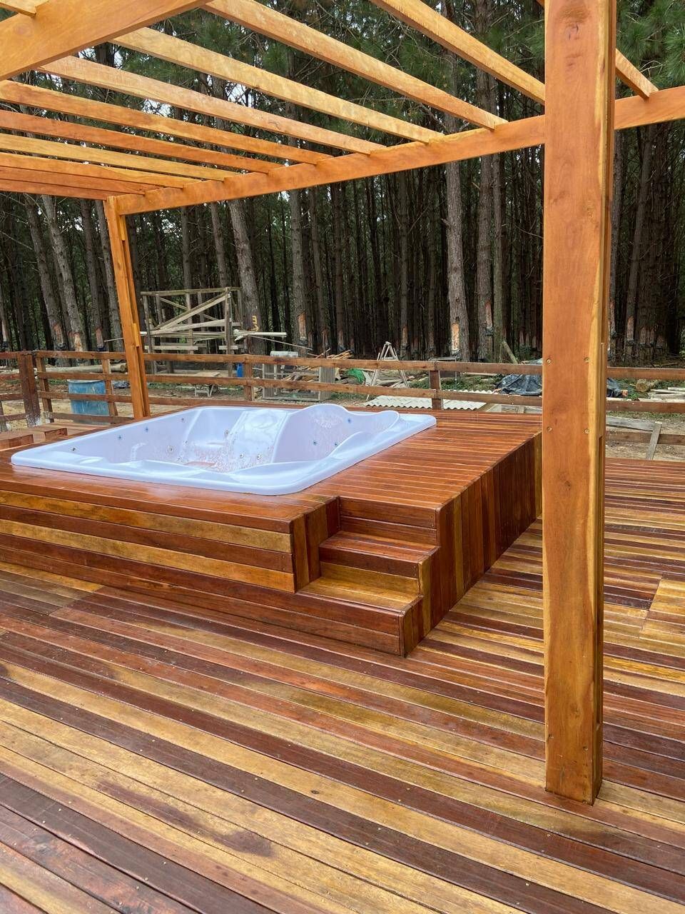 Montagem e Instalação de Decks e Pergolados - Foto 9