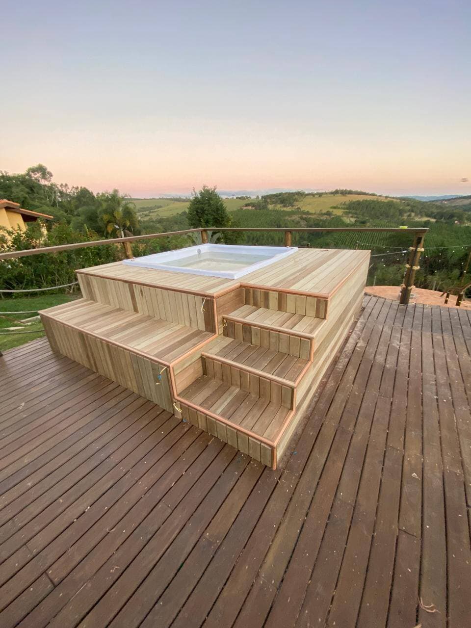 Montagem e Instalação de Decks e Pergolados - Foto 11