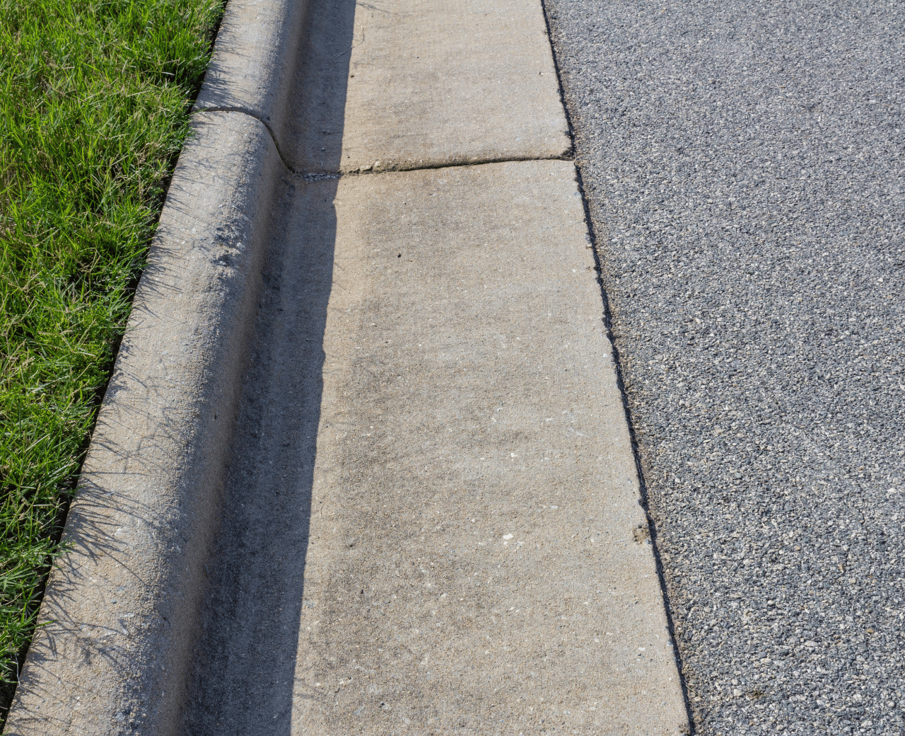 Meio Fio de Concreto (Clique e Veja Mais) - Foto 1