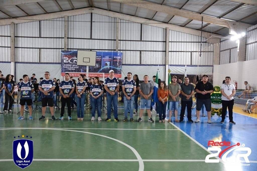 Abertura oficial da Liga Azul de Futsal reúne autoridades e equipes participantes em Alcinópolis