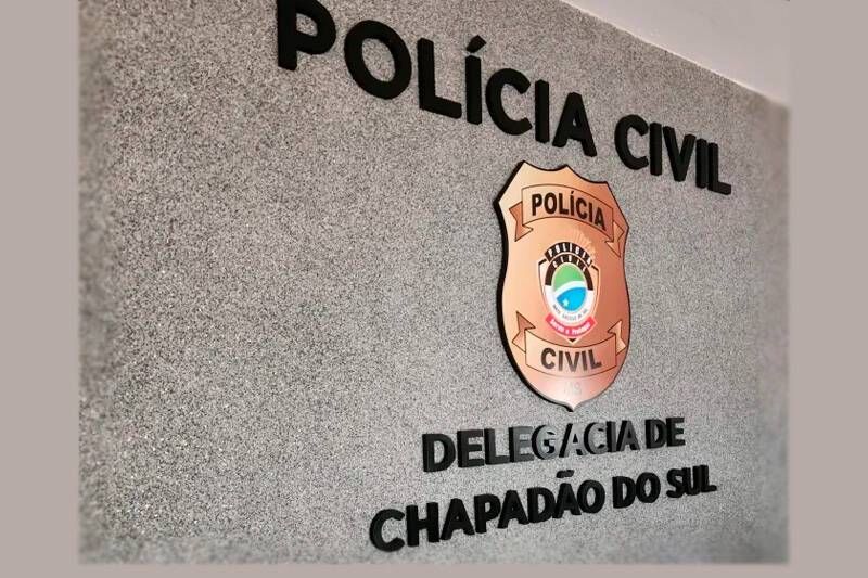 Carro estacionado é alvejado por 6 tiros em Chapadão do Sul