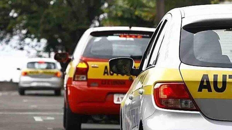 Comissão debate fim da obrigatoriedade de cursar autoescola para tirar CNH