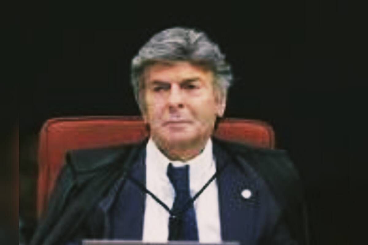 Fux sinaliza divergência de Moraes depois de apenas sete minutos de voto