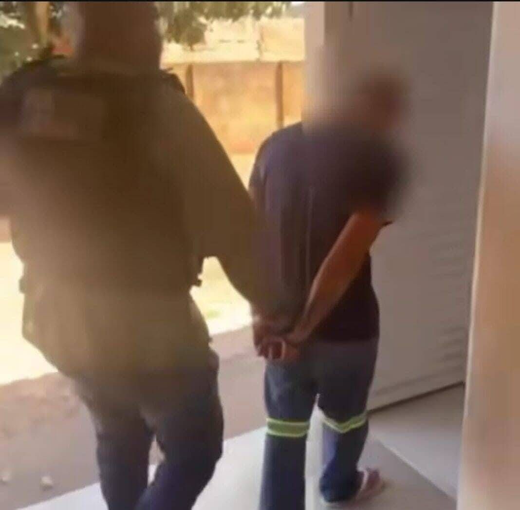 Homem é preso após colidir intencionalmente contra veículo da ex-companheira em Chapadão do Céu