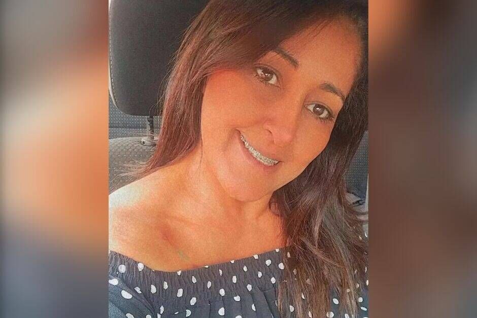 Irmãs se despedem de Michely, assassinada a facadas pelo filho: 'lembrar do seu sorriso!'