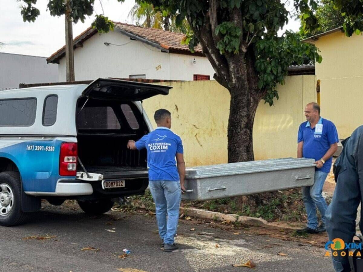 Mulher é assassinada a facadas e filho é principal suspeito em Coxim