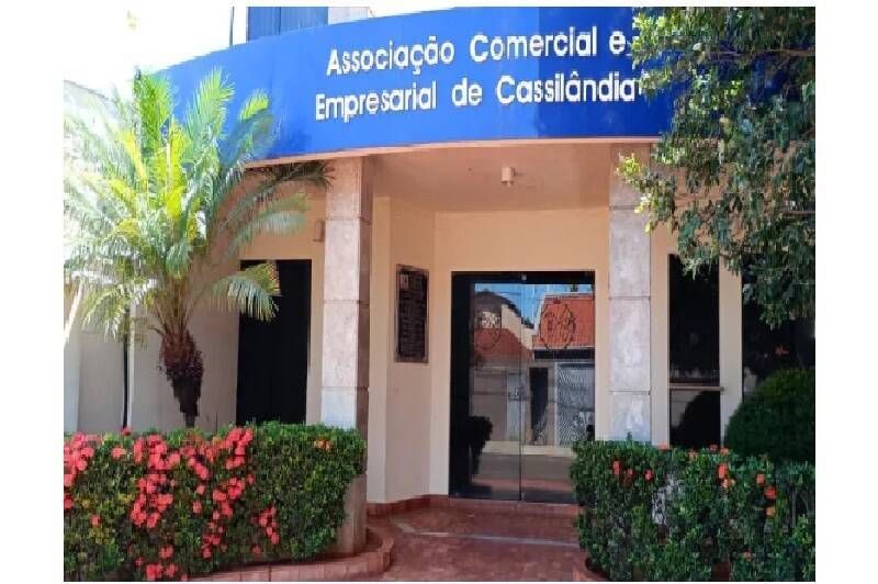 Operação em Cassilândia interrompe atividade ilegal de exames de vista e venda de óculos