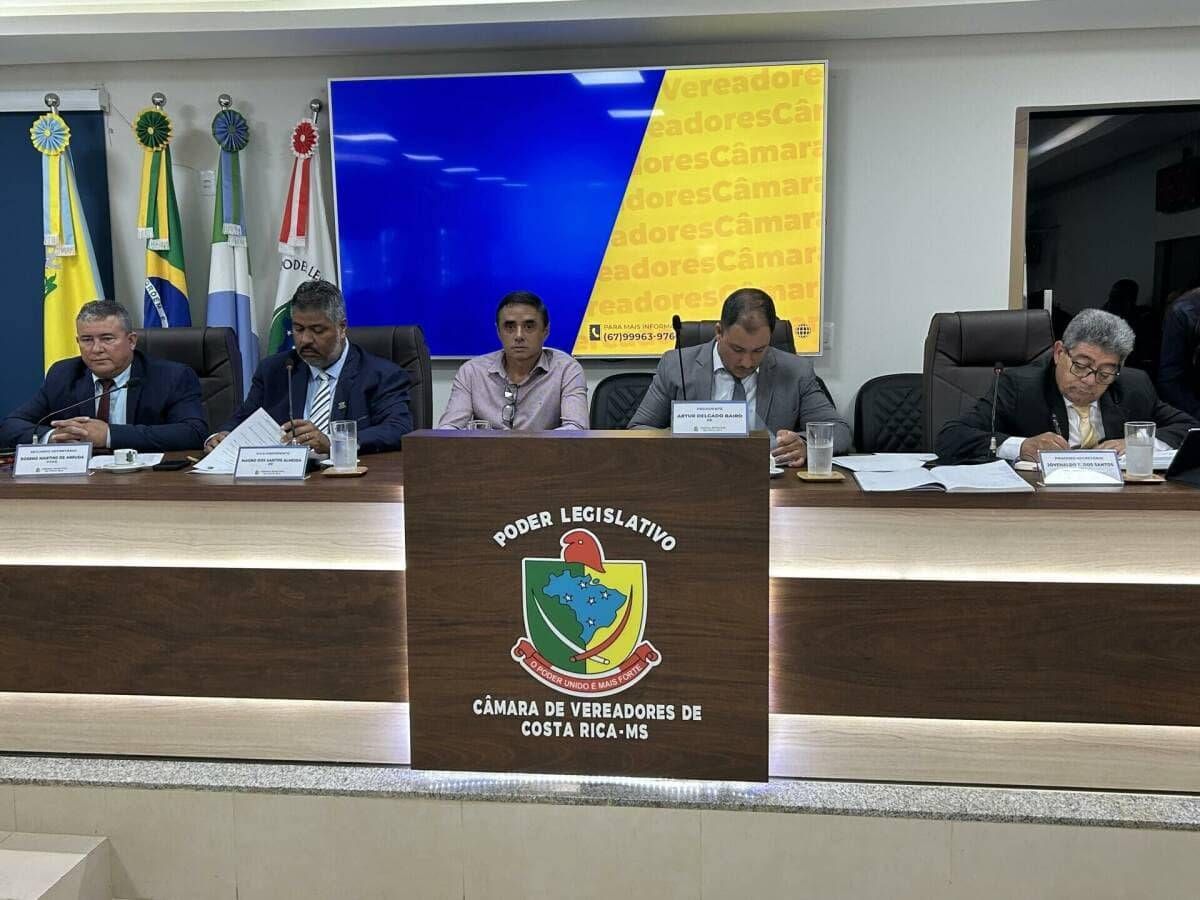 Roni Cota reforça união entre Prefeitura e Câmara na abertura do ano legislativo em Costa Rica