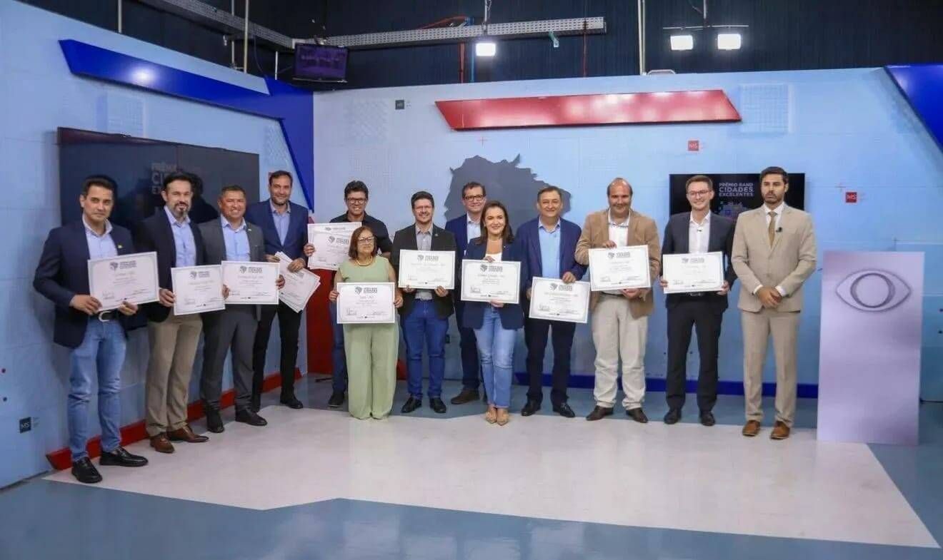 Sob gestão do Prefeito Delegado Cleverson, Costa Rica, MS, conquista 1º lugar no Prêmio Band em Educação e infraestrutura