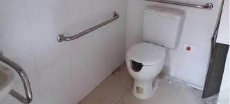 Banheiros com Acesso a Cadeirantes (WC PNE) - Foto 1