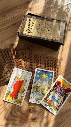 TAROT