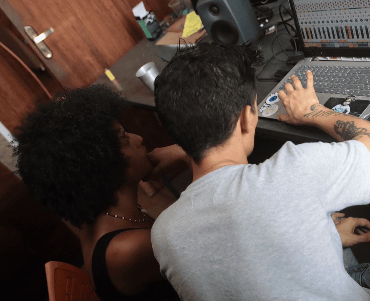 Produção de áudio e audiovisual - Foto 10