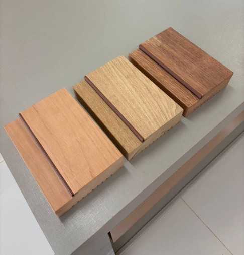 Batentes de madeira - Foto 1