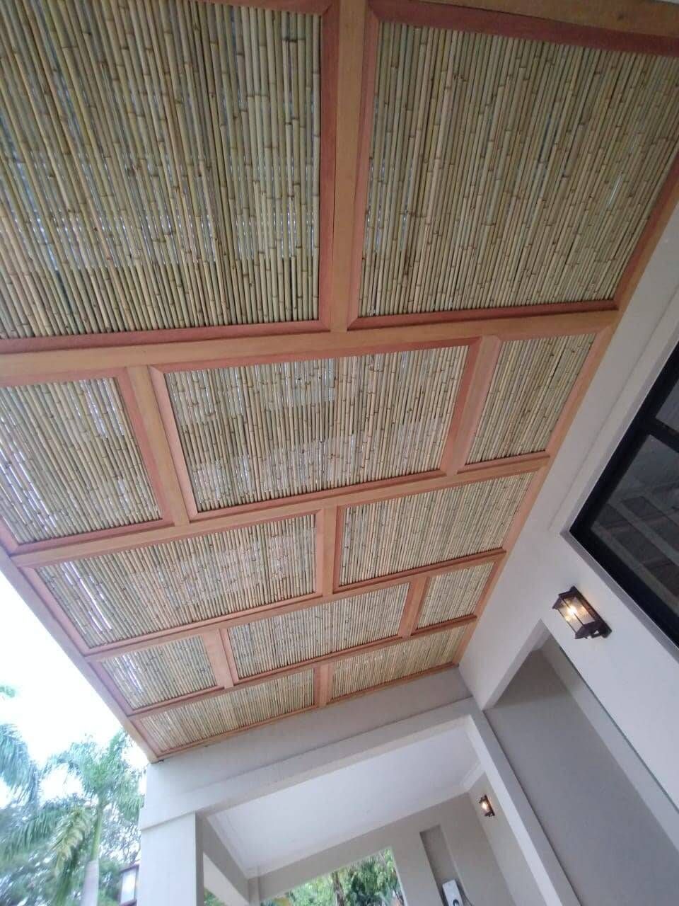 Pergola Madeira com bambu roliço