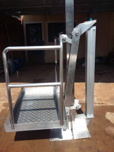 Plataforma Pneumática - Foto 1