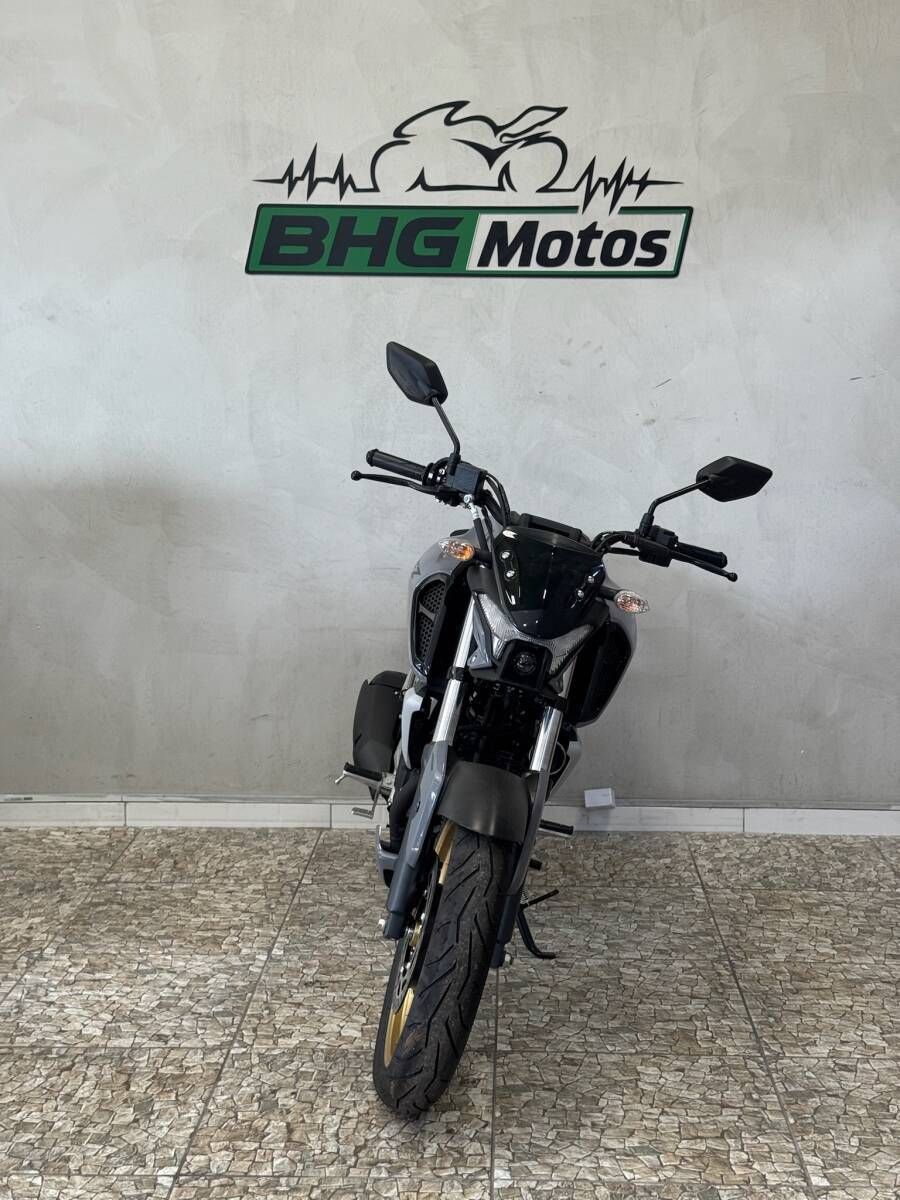 FZ15 CONNECTED CINZA 26/26 R$9.900,00 + 47x 458,00 - Foto 2