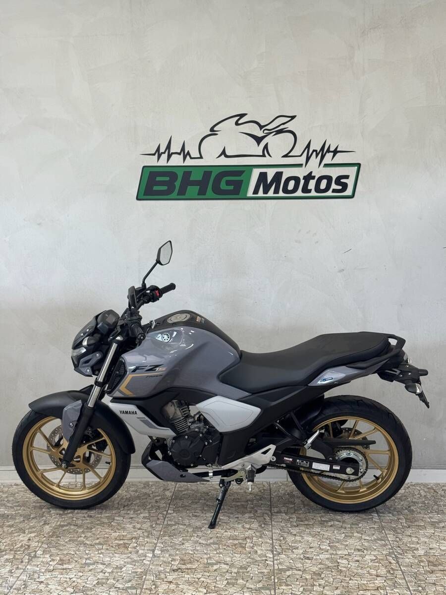 FZ15 CONNECTED CINZA 26/26 R$9.900,00 + 47x 458,00 - Foto 1