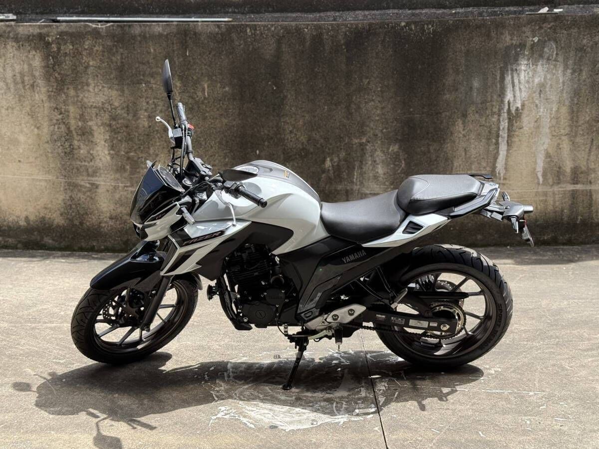 FZ25 CONNECTED BRANCA R$11.900,00+ 47x R$617,00 - Foto 8