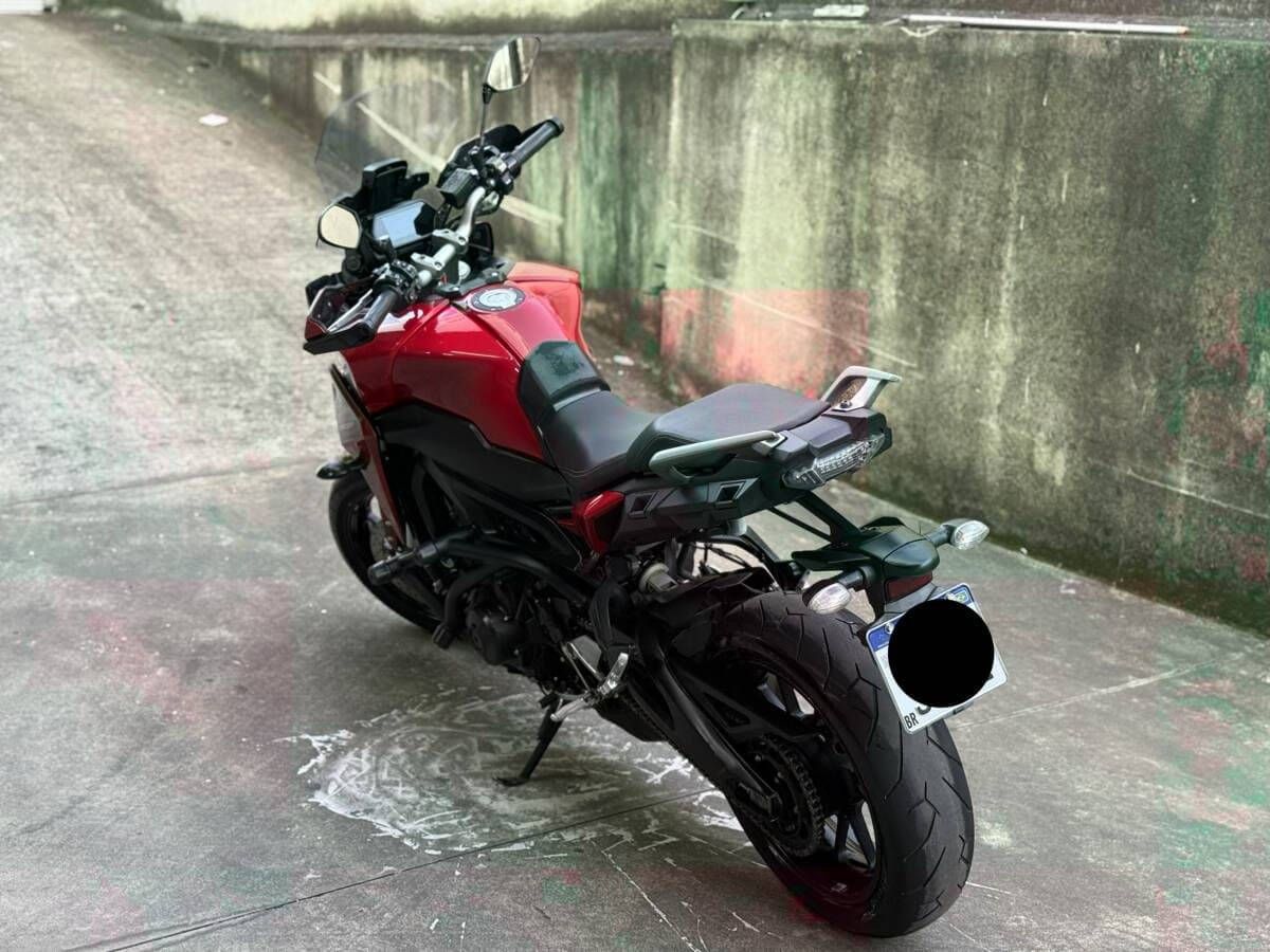 MT09 TRACER GT 23/24 VERMELHA R$62.500,00 - Foto 7
