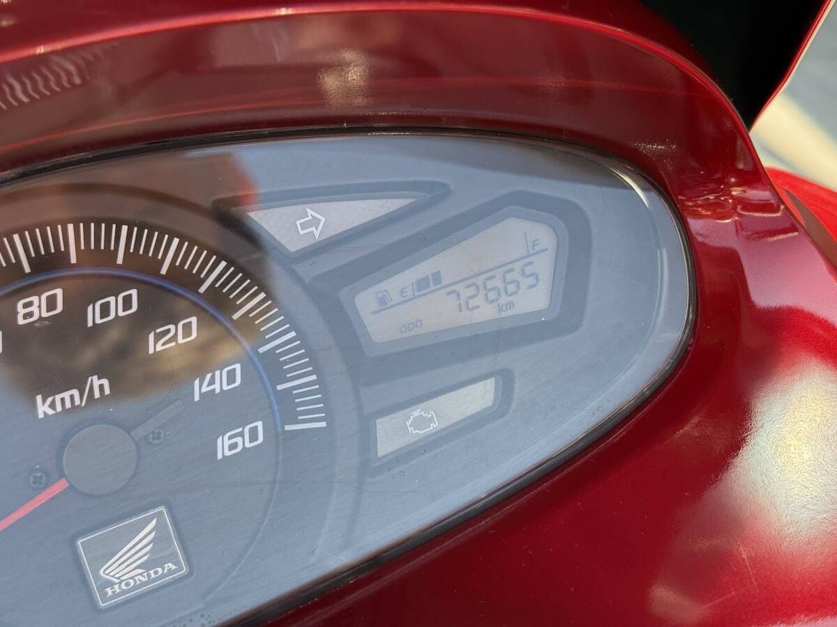 PCX 150 DLX VERMELHA 14/14 R$11.500,00 - Foto 9