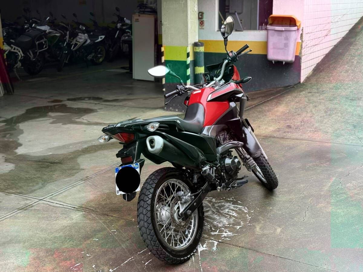 XRE 190 22/22 VERMELHA R$9.900,00 + 61x R$317,00 - Foto 5