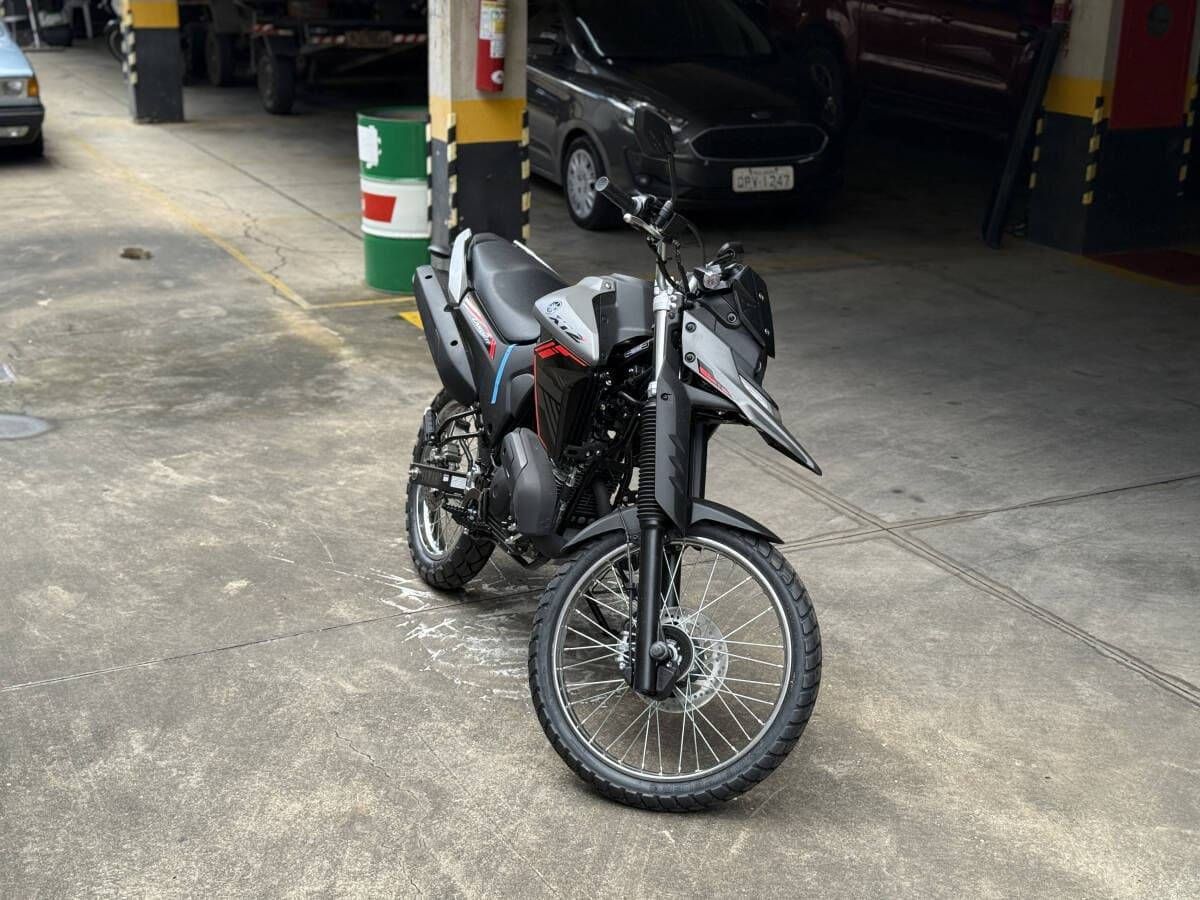 XTZ 250 LANDER CINZA 0KM R$13.900,00+ 61x R$511,00 - Foto 3