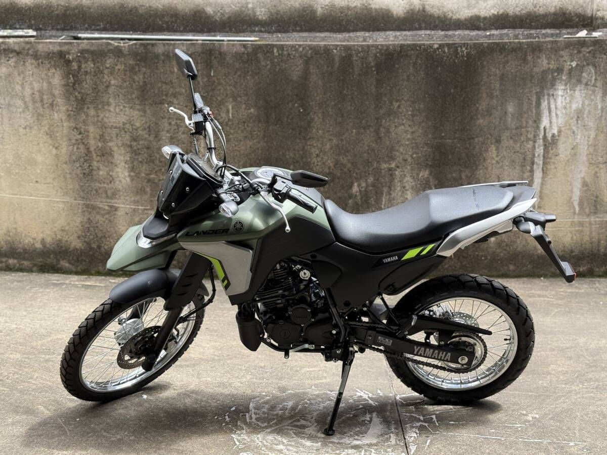 XTZ 250 LANDER VERDE 0KM R$13.900,00+ 61x R$511,00 - Foto 8