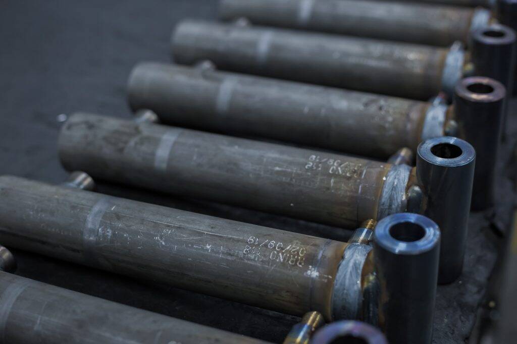 Cilindro Hidráulico - Foto 1