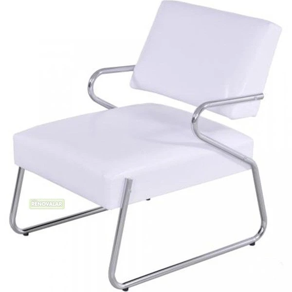 Poltrona branca de 01 lugar